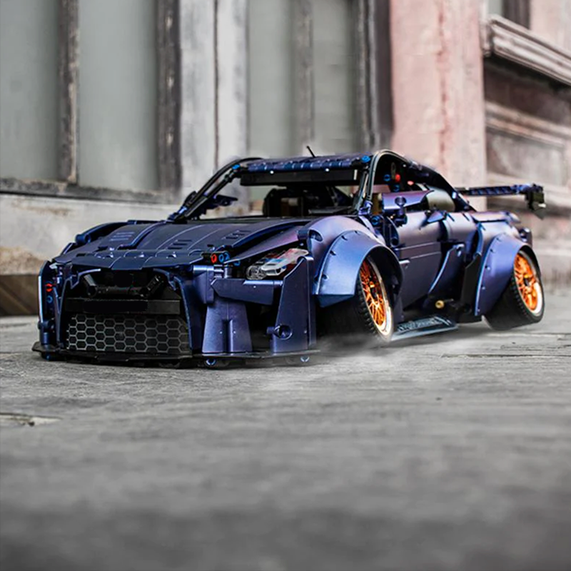 Nissan GTR Limited Edition Wide-Body Low-Slung Supercar(2389 Pcs)