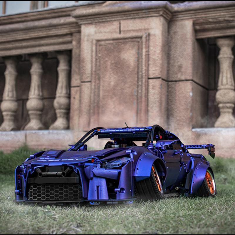 Nissan GTR Limited Edition Wide-Body Low-Slung Supercar(2389 Pcs)